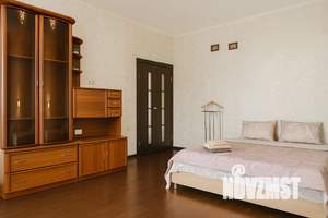 2-к квартира, посуточно, 67м2, 1/1 этаж