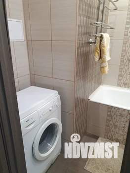 2-к квартира, посуточно, 68м2, 3/17 этаж