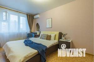 1-к квартира, посуточно, 32м2, 3/17 этаж