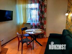 1-к квартира, посуточно, 60м2, 1/3 этаж