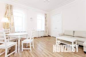 2-к квартира, посуточно, 53м2, 3/3 этаж