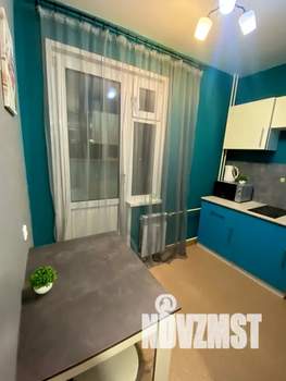 1-к квартира, посуточно, 32м2, 8/10 этаж