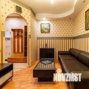 1-к квартира, посуточно, 42м2, 1/1 этаж