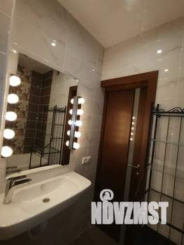 1-к квартира, посуточно, 40м2, 12/17 этаж