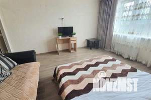 1-к квартира, посуточно, 54м2, 13/19 этаж