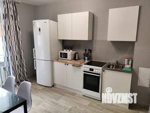 1-к квартира, посуточно, 39м2, 2/9 этаж