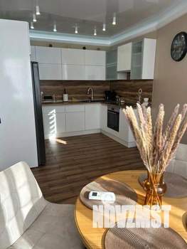 3-к квартира, посуточно, 100м2, 1/1 этаж