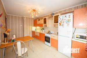 1-к квартира, посуточно, 42м2, 3/10 этаж