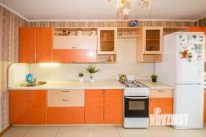 1-к квартира, посуточно, 42м2, 3/10 этаж