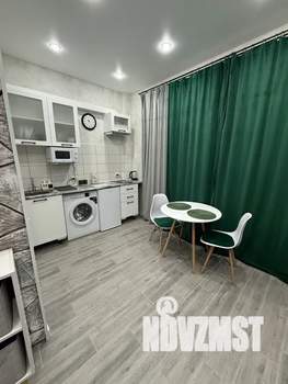 Студия квартира, посуточно, 18м2, 1/14 этаж