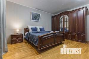 3-к квартира, посуточно, 115м2, 1/1 этаж