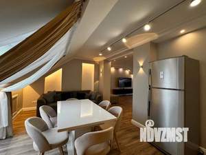 2-к квартира, посуточно, 100м2, 4/4 этаж