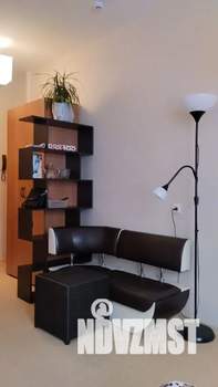 Студия квартира, посуточно, 17м2, 1/10 этаж