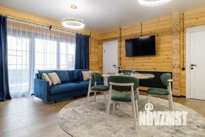 1-к квартира, посуточно, 55м2, 1/2 этаж