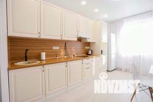 1-к квартира, посуточно, 42м2, 9/18 этаж