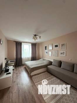 1-к квартира, посуточно, 35м2, 2/17 этаж