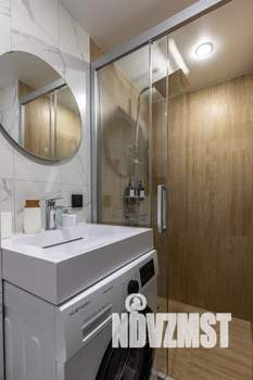 Студия квартира, посуточно, 14м2, 1/9 этаж