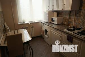 2-к квартира, посуточно, 50м2, 3/9 этаж