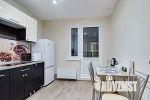 1-к квартира, посуточно, 39м2, 21/23 этаж