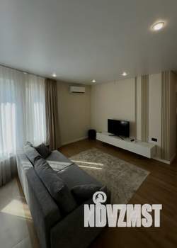 1-к квартира, посуточно, 59м2, 10/25 этаж