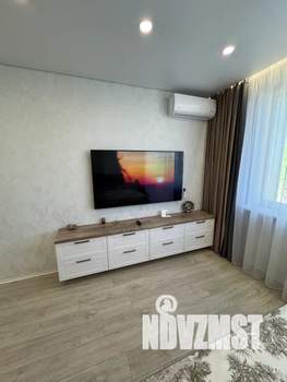 Студия квартира, посуточно, 27м2, 19/25 этаж