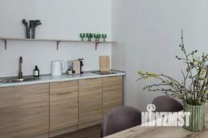 Студия квартира, посуточно, 32м2, 1/5 этаж