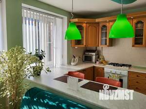 Студия квартира, посуточно, 35м2, 6/9 этаж