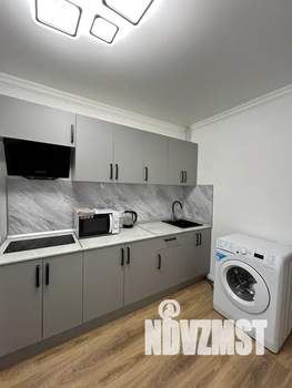 1-к квартира, посуточно, 35м2, 3/9 этаж