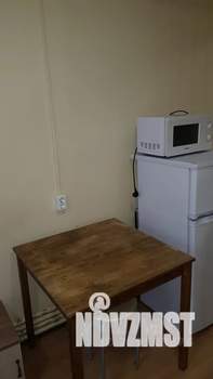 Студия квартира, посуточно, 18м2, 1/4 этаж