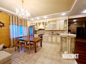 3-к квартира, на длительный срок, 125м2, 3/4 этаж