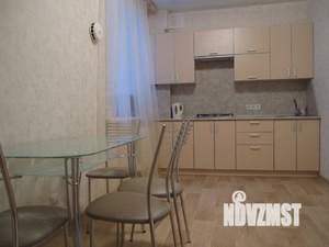 1-к квартира, посуточно, 60м2, 1/1 этаж