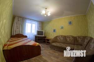 2-к квартира, посуточно, 66м2, 1/1 этаж