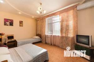 1-к квартира, посуточно, 54м2, 1/1 этаж