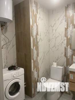 Студия квартира, посуточно, 30м2, 4/8 этаж