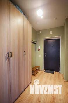 Студия квартира, посуточно, 32м2, 10/25 этаж
