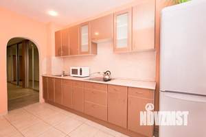 1-к квартира, посуточно, 50м2, 3/18 этаж
