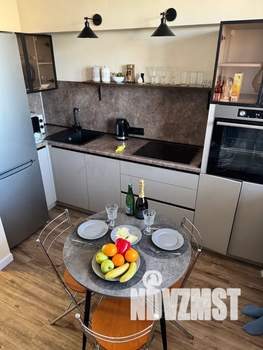 Студия квартира, посуточно, 38м2, 3/14 этаж