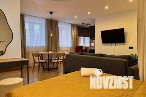 1-к квартира, посуточно, 43м2, 4/4 этаж