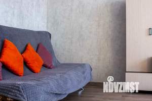 1-к квартира, посуточно, 35м2, 8/18 этаж