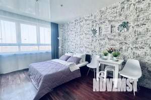 1-к квартира, посуточно, 35м2, 18/25 этаж