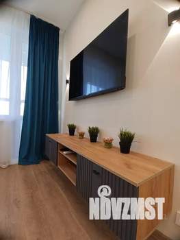 1-к квартира, посуточно, 37м2, 13/24 этаж