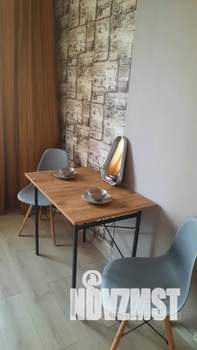 Студия квартира, посуточно, 17м2, 1/10 этаж