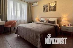 1-к квартира, посуточно, 42м2, 2/25 этаж