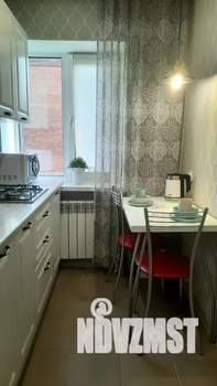 1-к квартира, посуточно, 33м2, 3/5 этаж