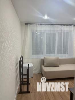 Студия квартира, посуточно, 14м2, 2/5 этаж