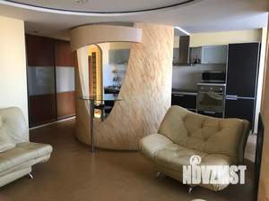 3-к квартира, посуточно, 120м2, 7/10 этаж