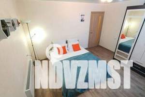 1-к квартира, посуточно, 45м2, 1/25 этаж