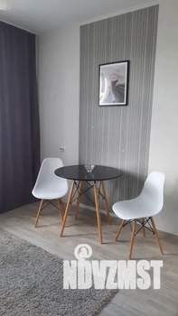 Студия квартира, посуточно, 17м2, 4/10 этаж