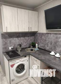 Студия квартира, посуточно, 14м2, 1/5 этаж
