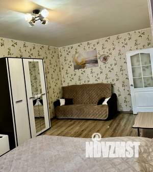 1-к квартира, посуточно, 37м2, 8/10 этаж